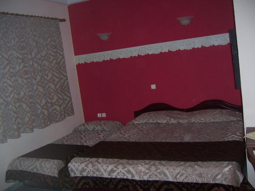 Sirines Studios Prinos  Room photo